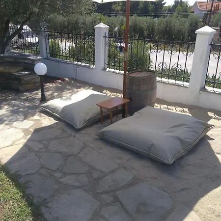 νική κοσμά πηγάδι * Metamorfosi (Sithonia)